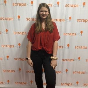 Meet your Posher, Eve